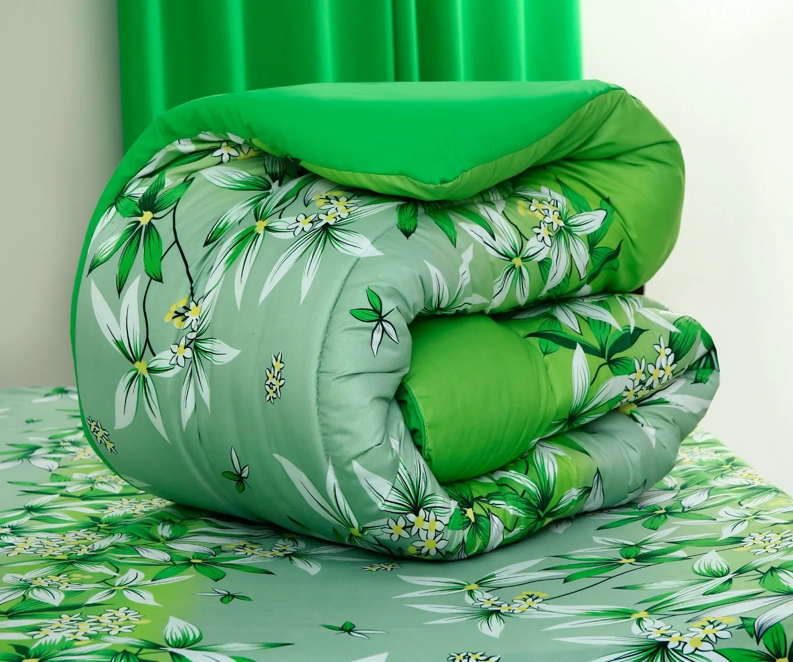 5 PCs Single Comforter Set-15190Green Gold