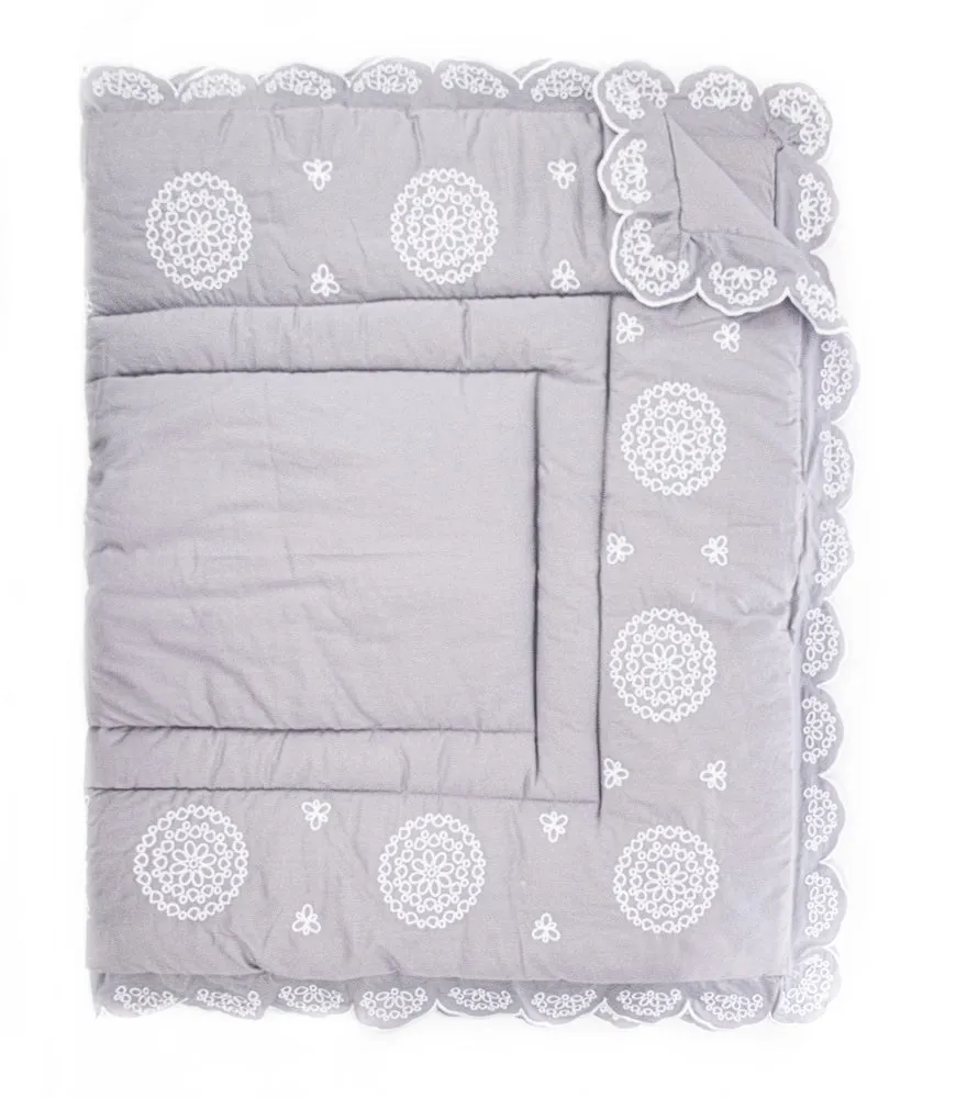 Baby Comforter Quilt – Dandelion Theme