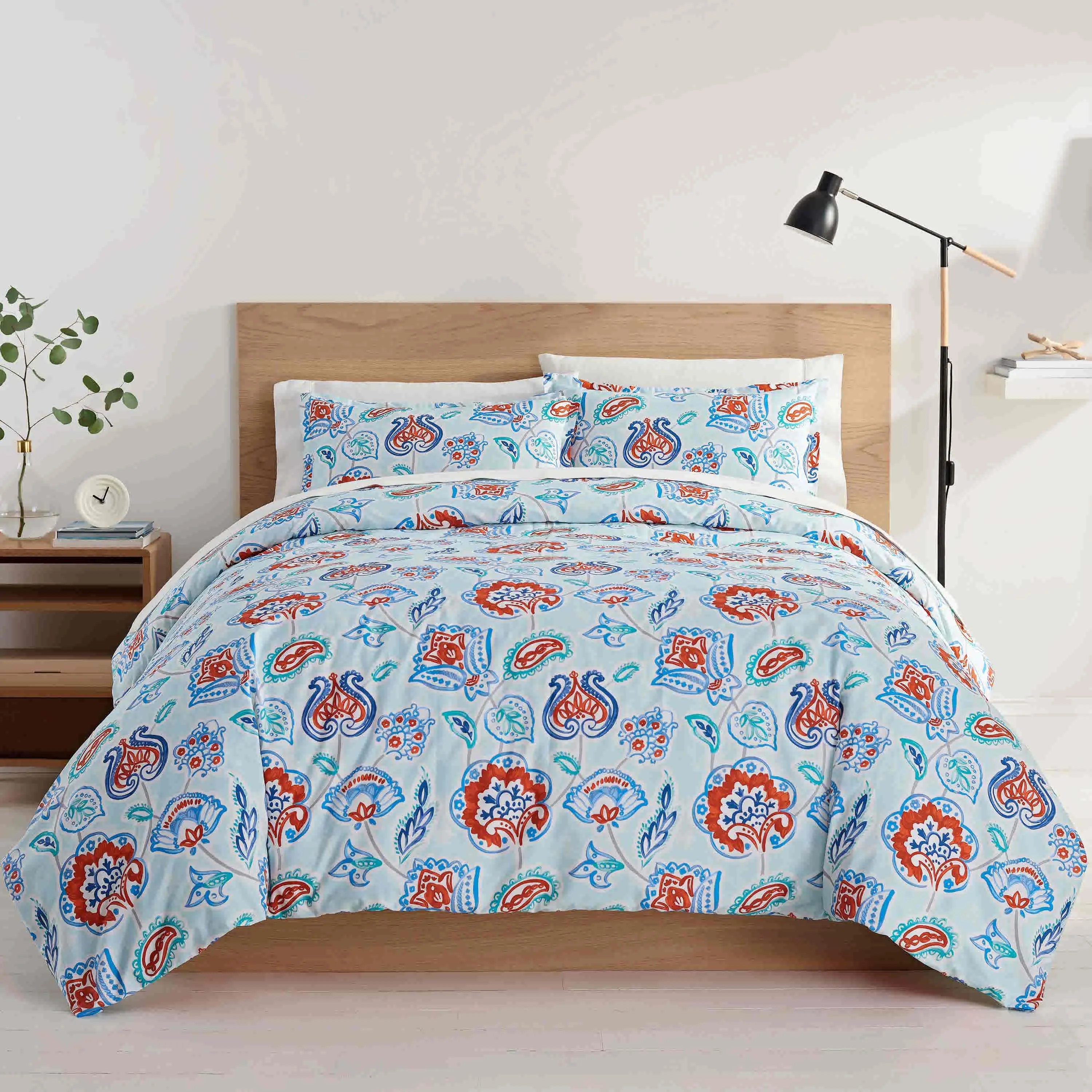 Dancing Jacobean Comforter Set by Martex Color Solutions