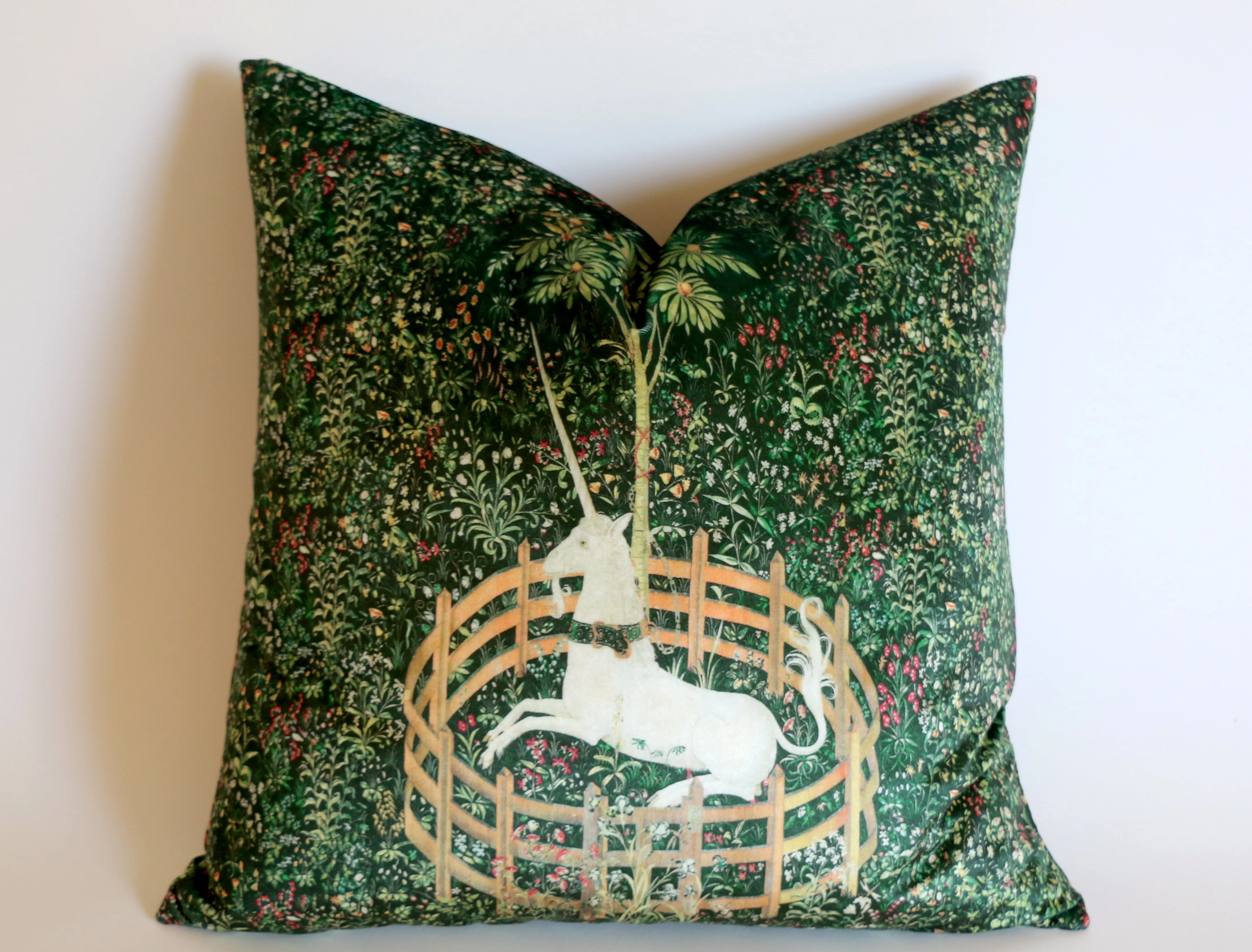 Dark Green Velvet Pillow Cover / Unicorn Velvet Pillow Cover 18x18 20x20 24x24 26x26 Pillow / Green Velvet Pillow Case / Historic Decor