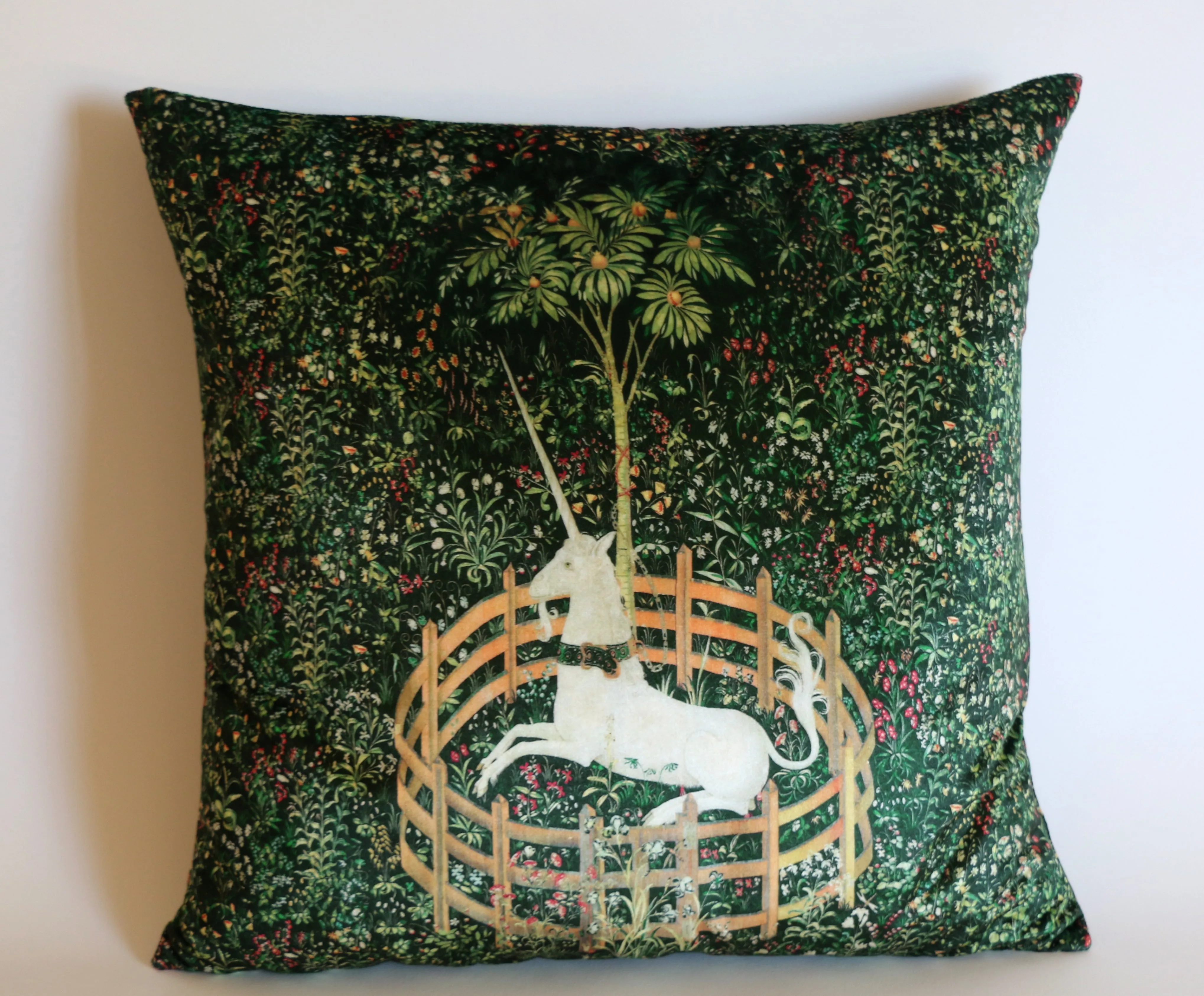 Dark Green Velvet Pillow Cover / Unicorn Velvet Pillow Cover 18x18 20x20 24x24 26x26 Pillow / Green Velvet Pillow Case / Historic Decor