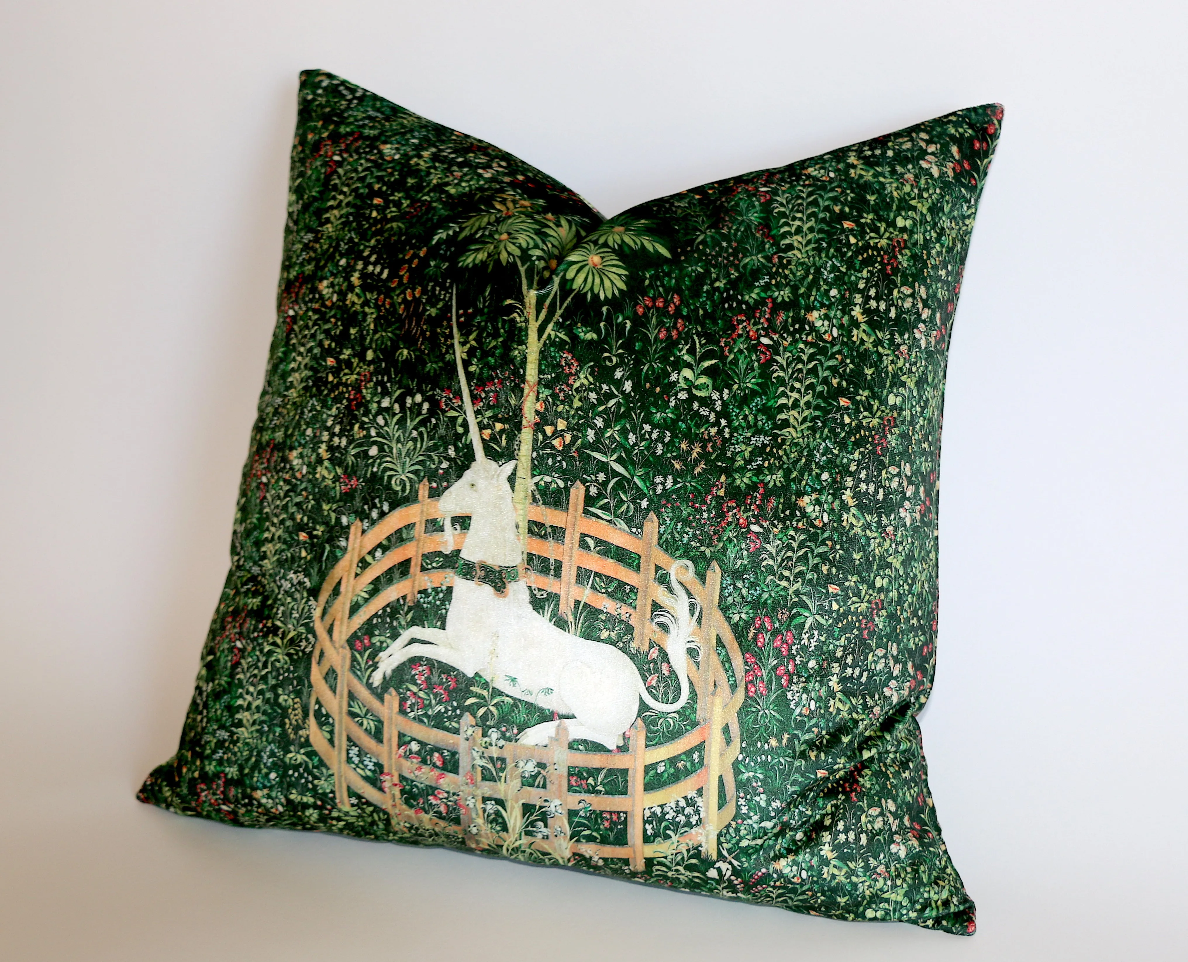 Dark Green Velvet Pillow Cover / Unicorn Velvet Pillow Cover 18x18 20x20 24x24 26x26 Pillow / Green Velvet Pillow Case / Historic Decor