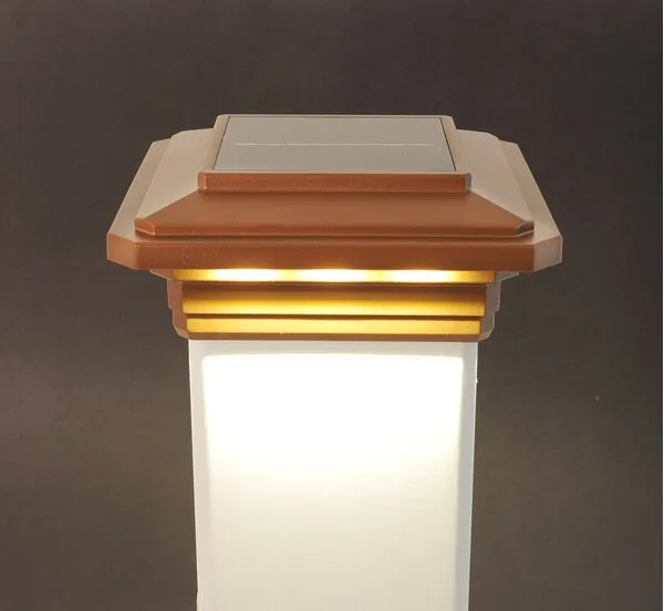 Lake Lite™ 4"x4" Solar Post Cap Light for Trex