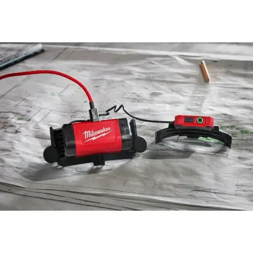 Milwaukee 2118-21 BOLT™ REDLITHIUM™ USB Headlamp