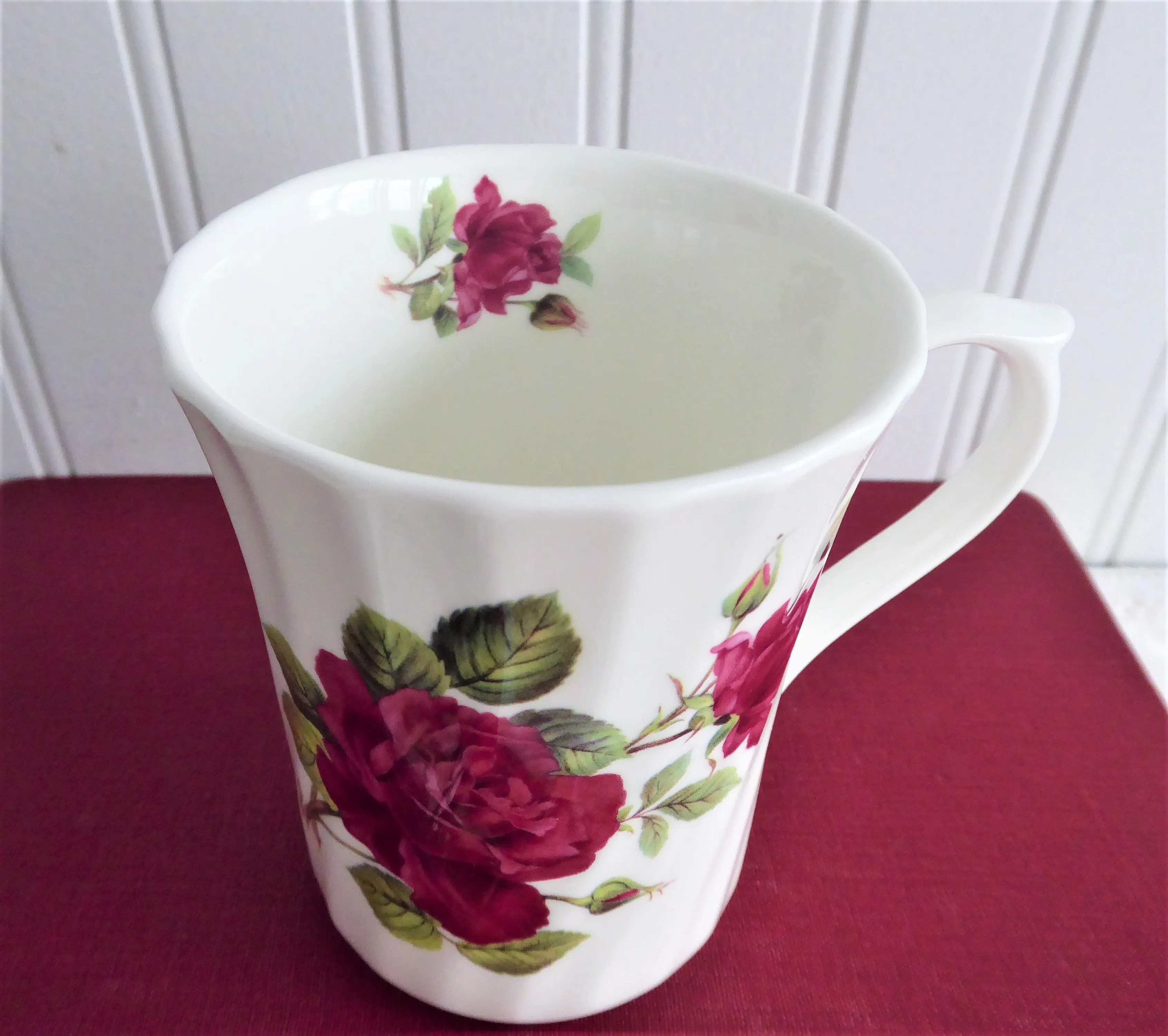 Mug Burgundy Roses England Bone China Allyn Nelson Royal Patrician 2003