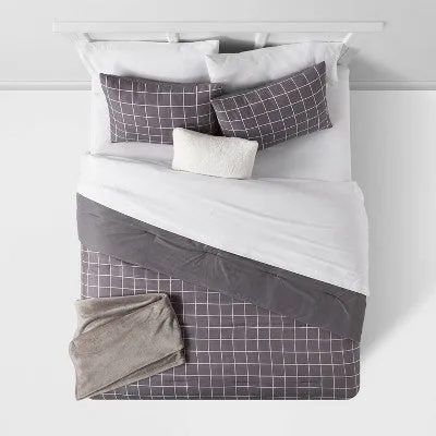 New - 5pc King Grid Print Reversible Decorative Comforter Set with Throw Dark Gray - Room Essentials