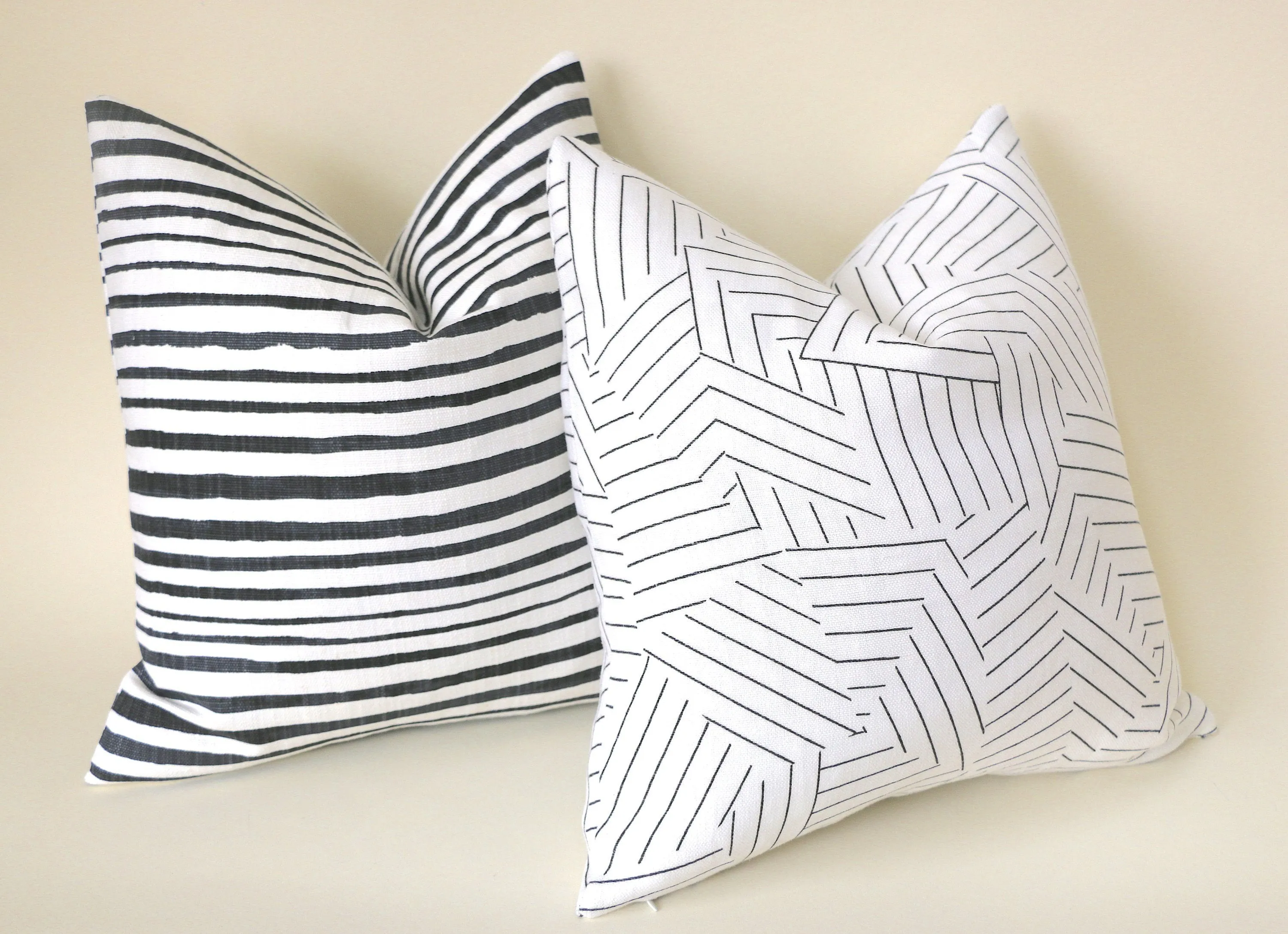 Schumacher Deconstructed Stripe Pillow Cover /12x18 12x21 16x16 18x18 20x20 22x22 24x24 26x26 14x36 Ivory Black Pillow Cover