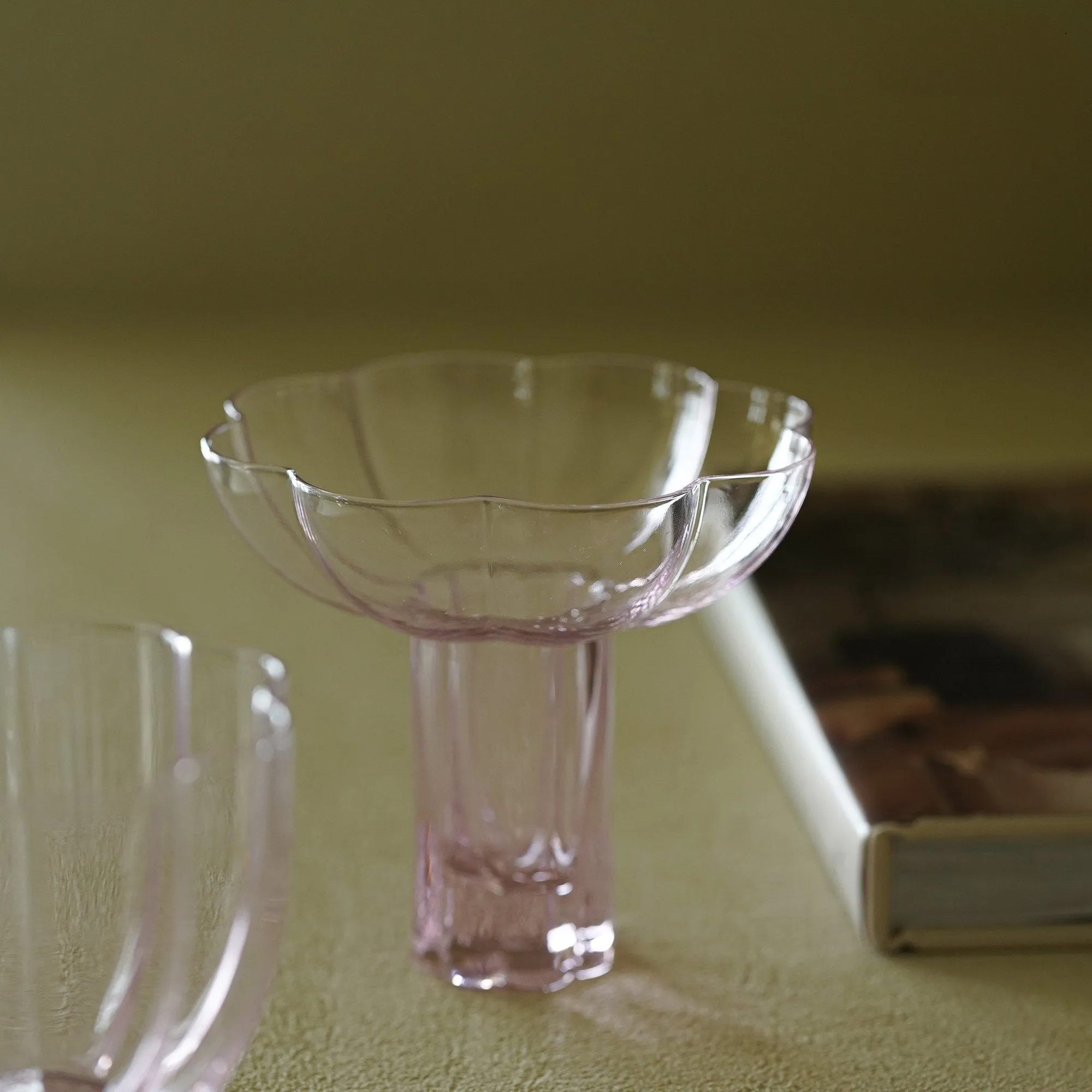 Special Floral Design Glass Cup