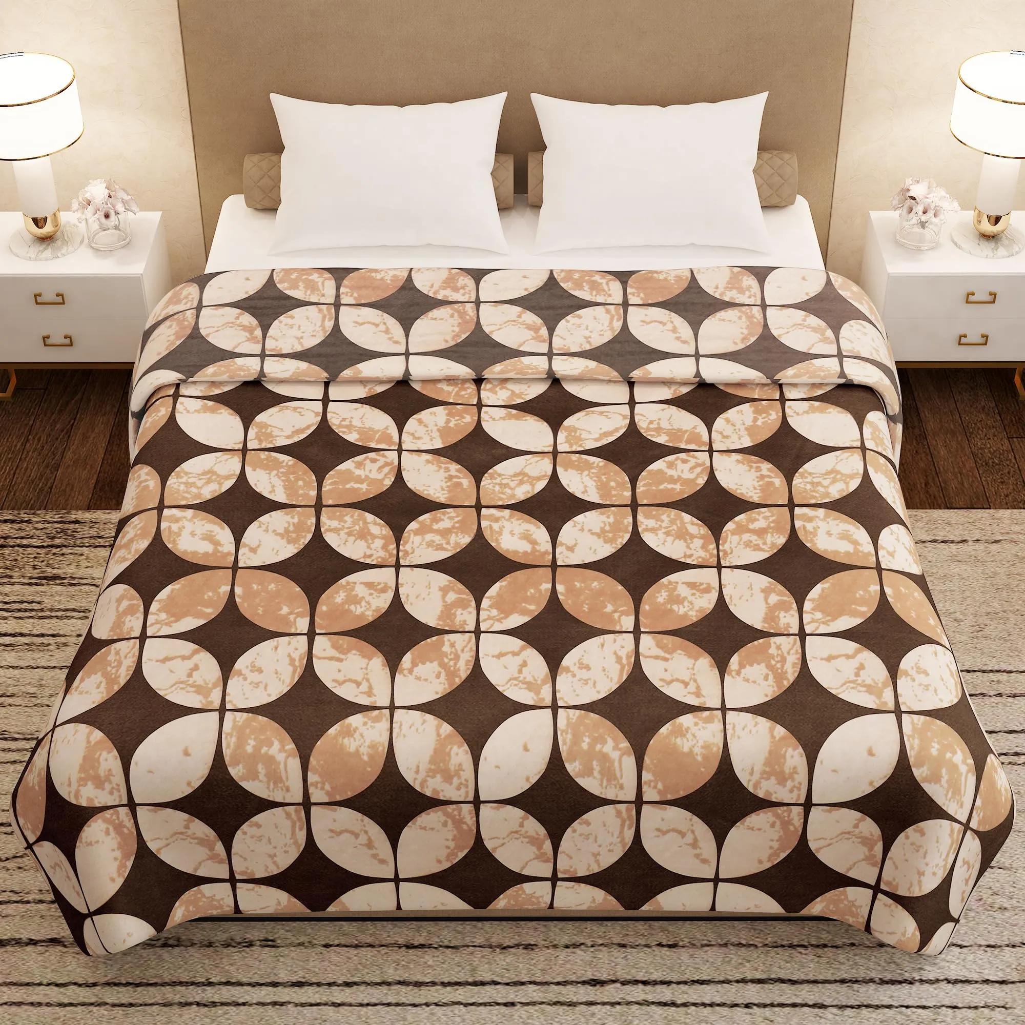 Story@Home Polyester All-Season AC Double Size Finley Blanket– Lightweight 300GSM, Geometric, Slate Brown & Beige. Size: 220x240cm. Ideal as a Blanket, Duvet, or Comforter.