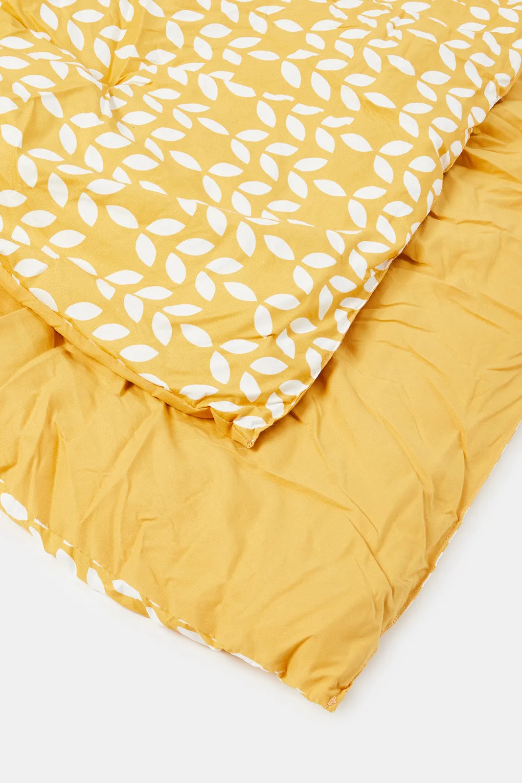 Yellow Leaves Printed Comforter Set (Double Size)